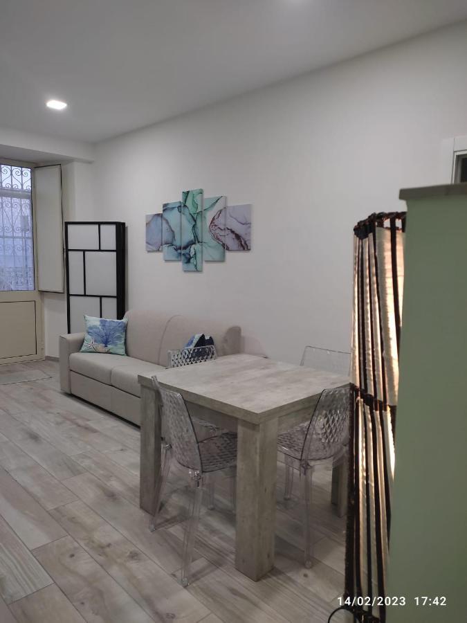 Bilocale Fronte Mare Apartment Джардини Наксос Екстериор снимка